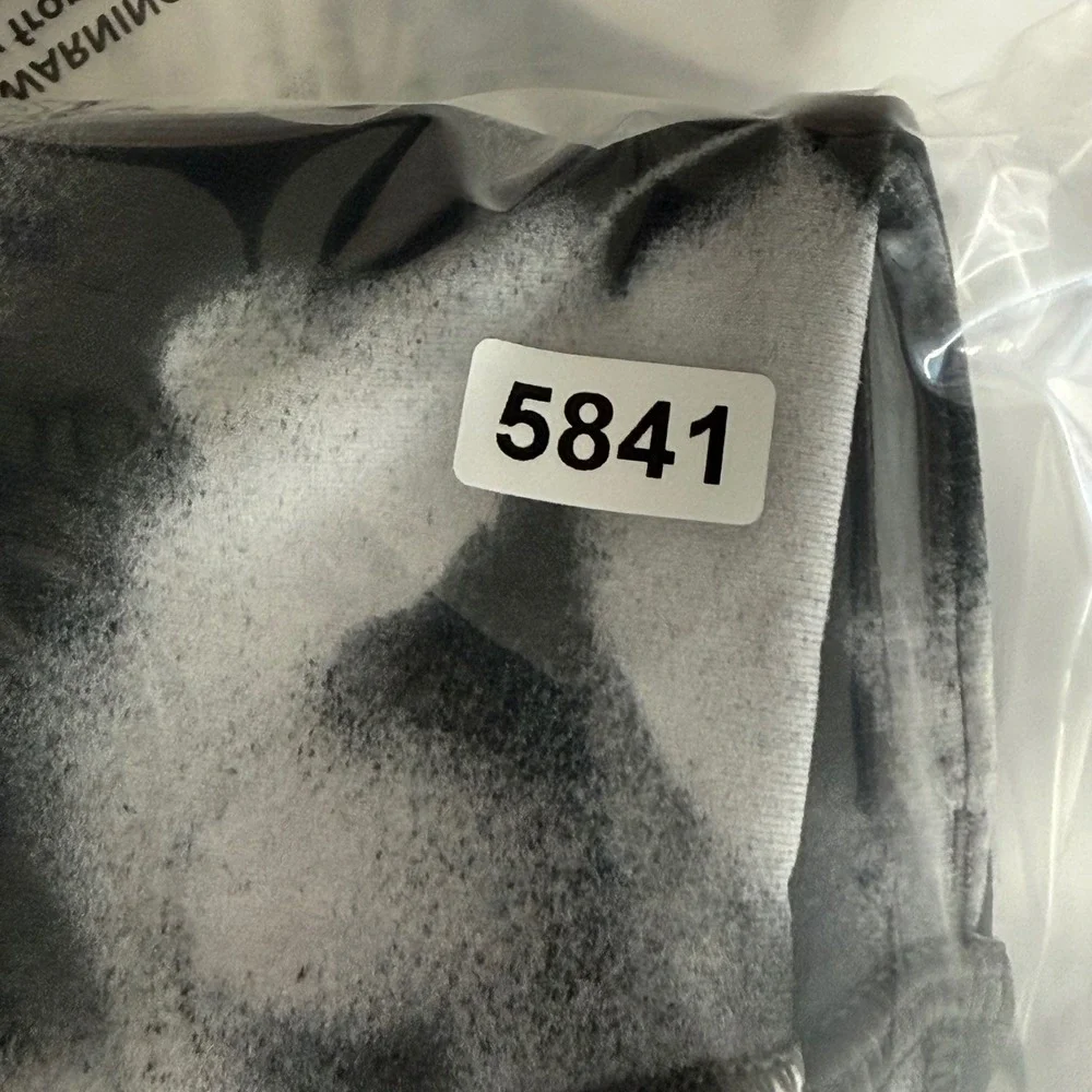 Lululemon High Rise Mesh Panel Leggings Abstract Black White Grey Size 10‎